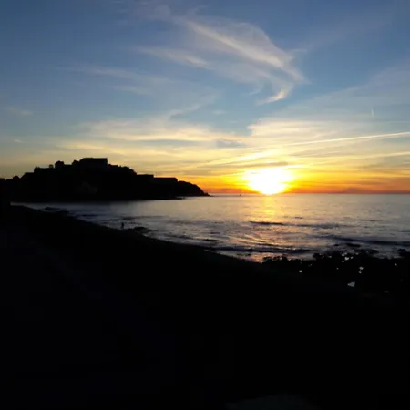 Le Petit Préau 10 Min Plages Casa vacanze Coudeville