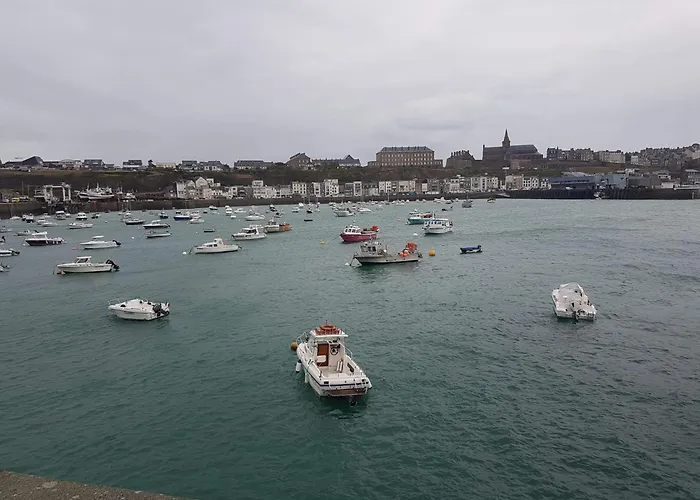 Holiday home Le Petit Preau 10 Min Plages Coudeville