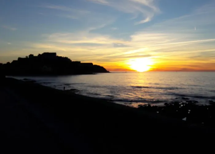 Le Petit Préau 10 Min Plages Hébergement de vacances Coudeville-sur-Mer